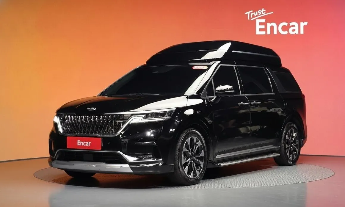 Kia Carnival — фото 1