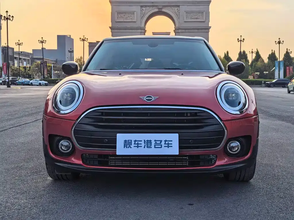 MINI Clubman — фото 5