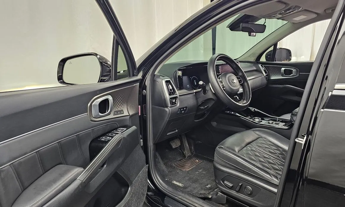 Kia Sorento — фото 6