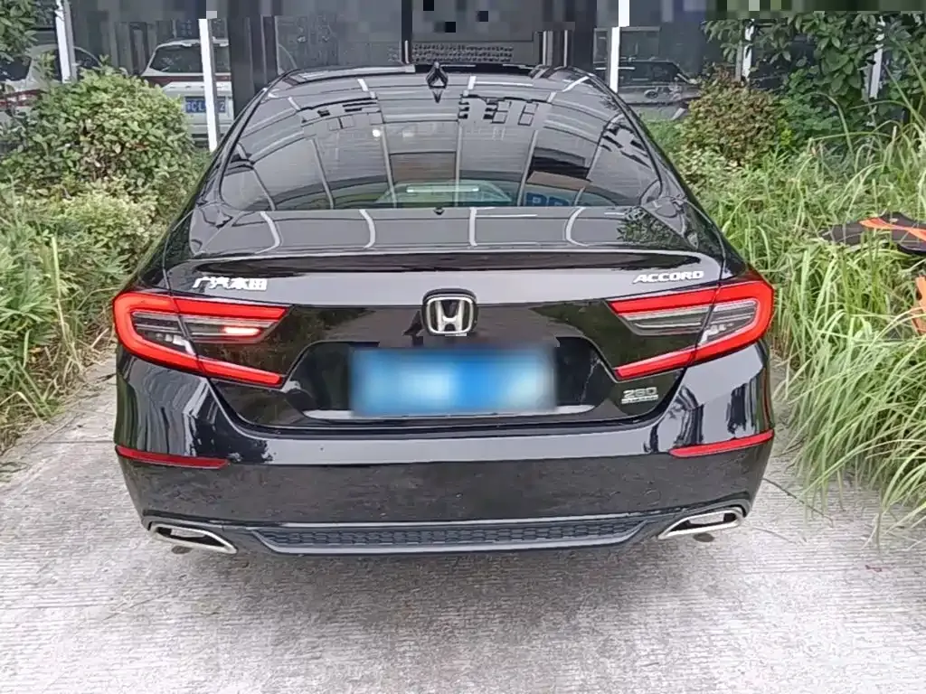 Honda Accord — фото 4