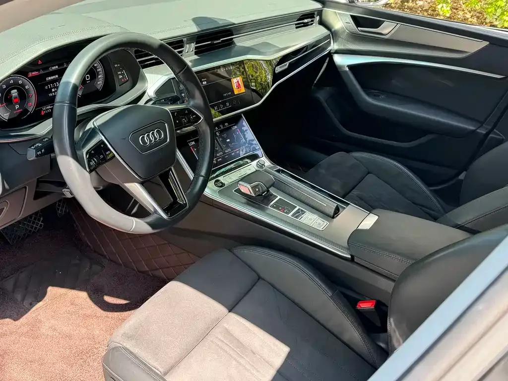 Audi A7 — фото 2