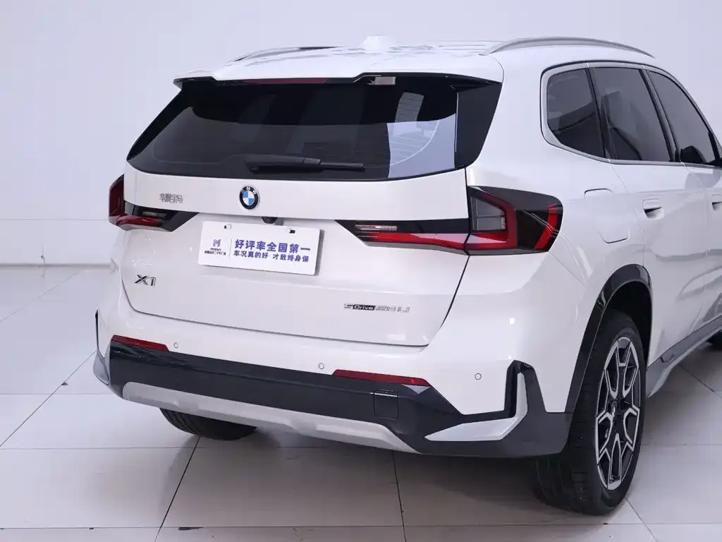 BMW X1 — фото 2