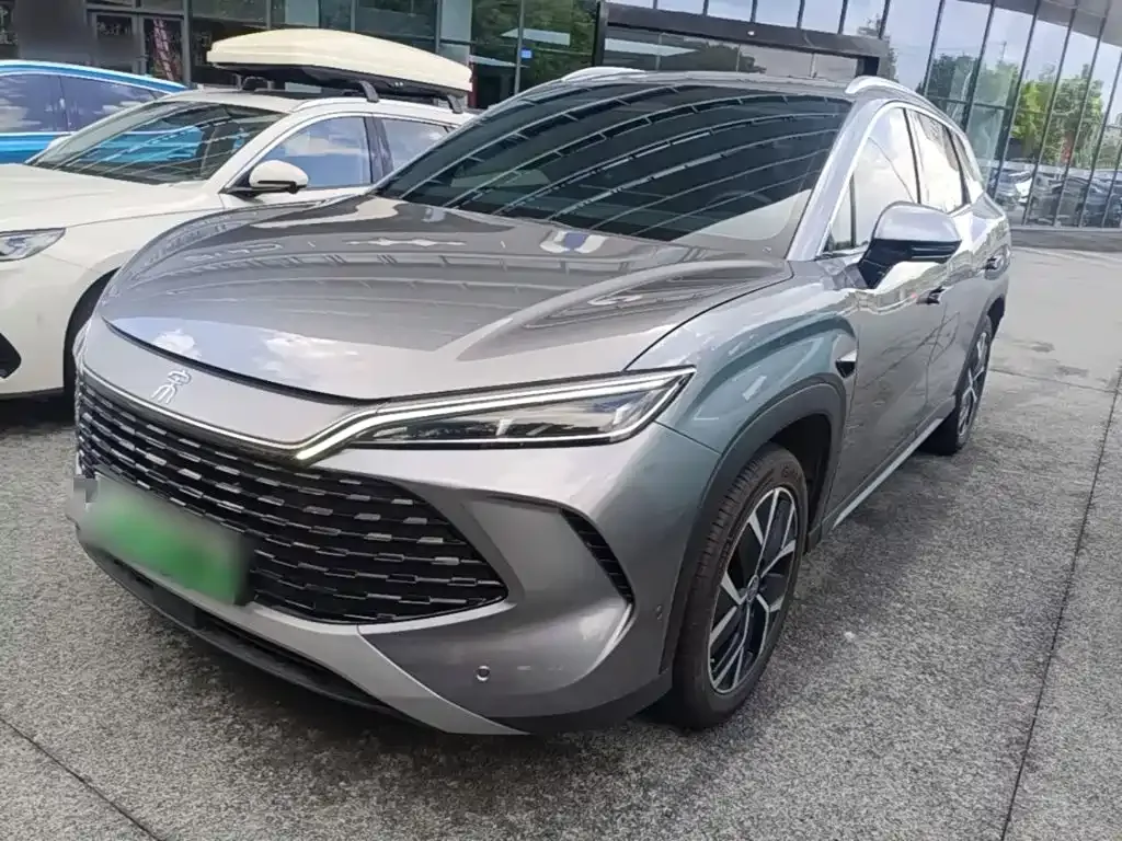 BYD L DM-i — фото 1