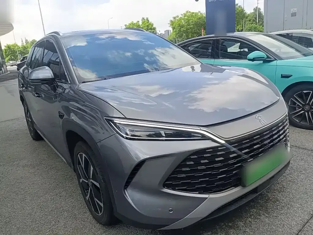 BYD L DM-i — фото 3