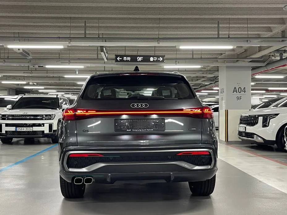 Audi Q5 — фото 8