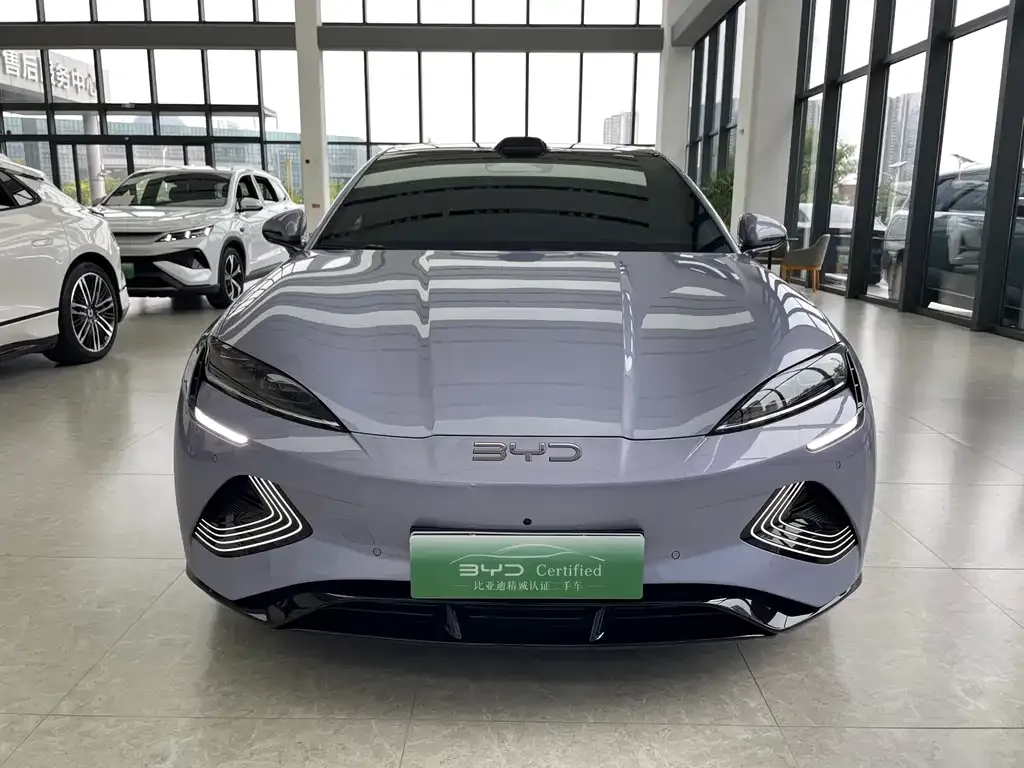 BYD Seal — фото 7