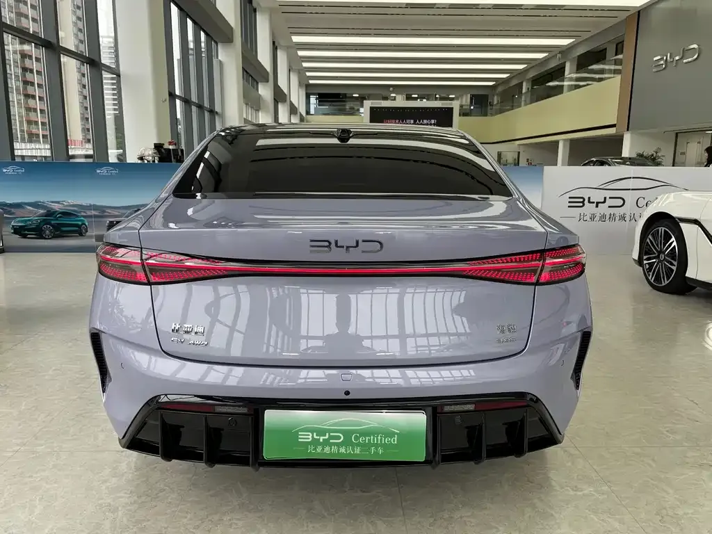 BYD Seal — фото 4