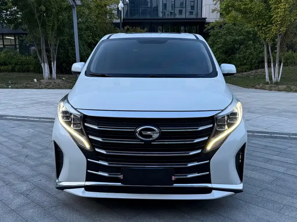 GAC Motor Trumpchi M8 — фото 4