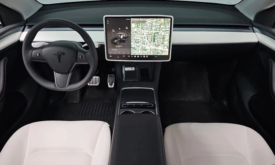 Tesla Model Y — фото 4