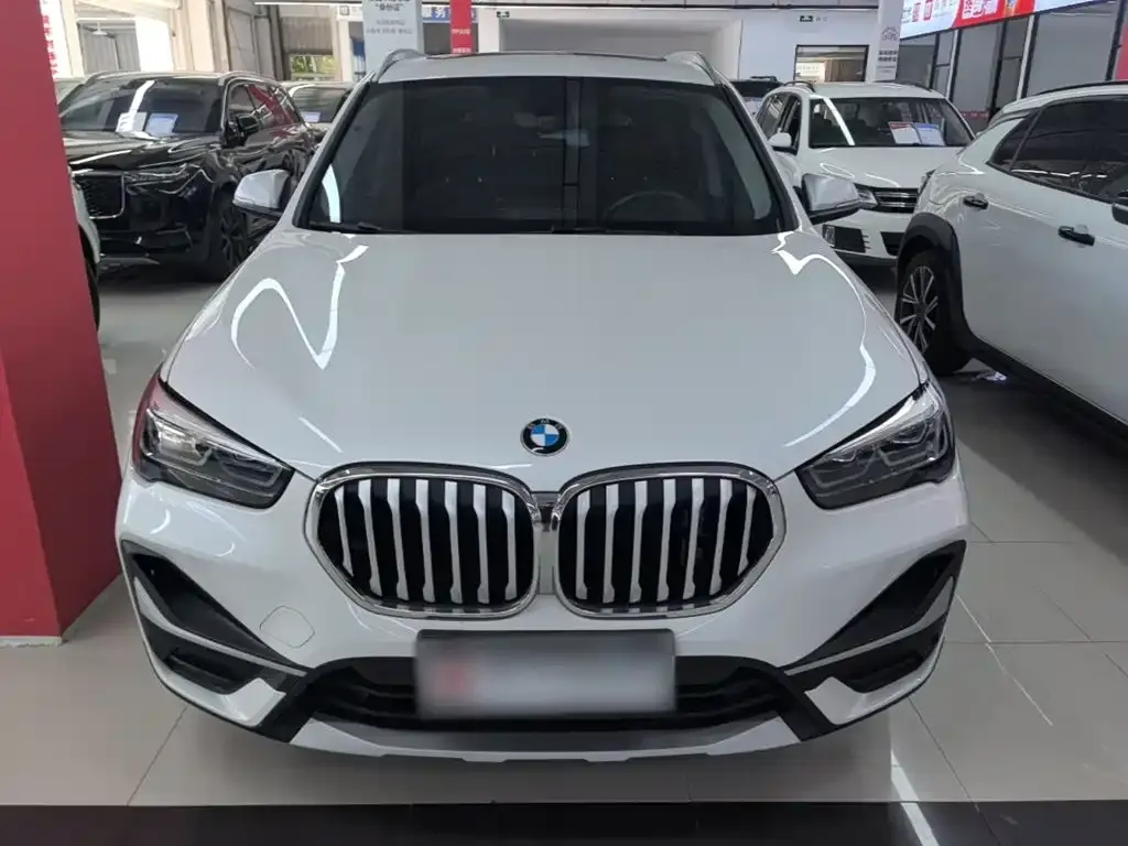 BMW X1 — фото 5
