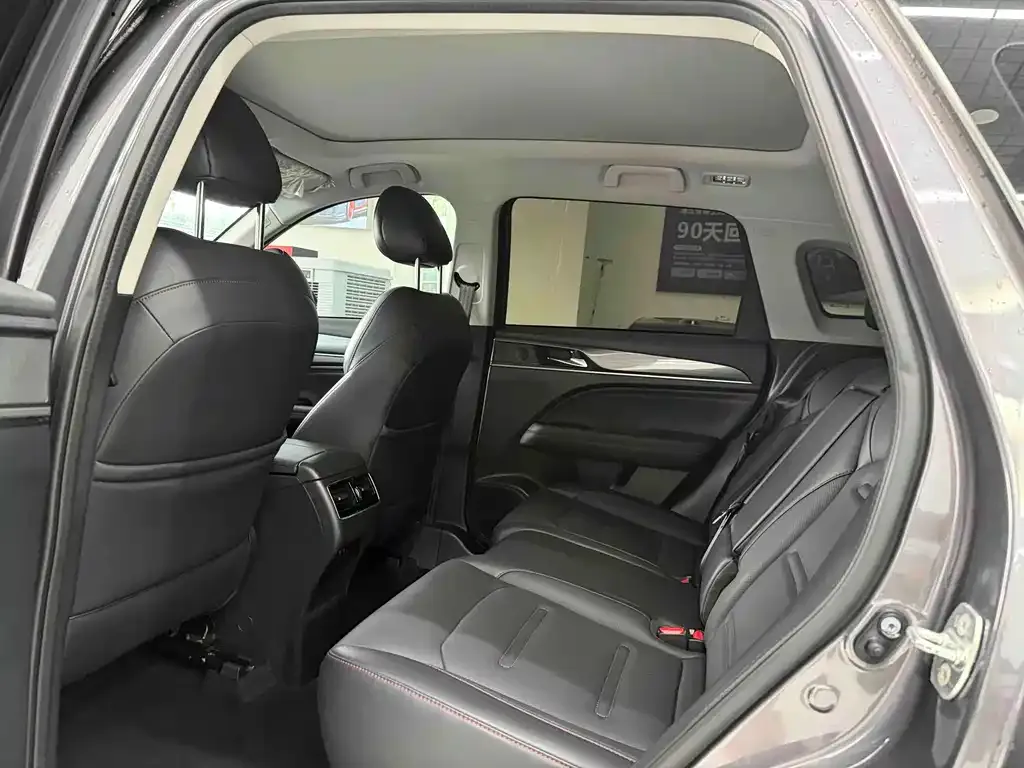 GAC Motor GS4 Plus — фото 8