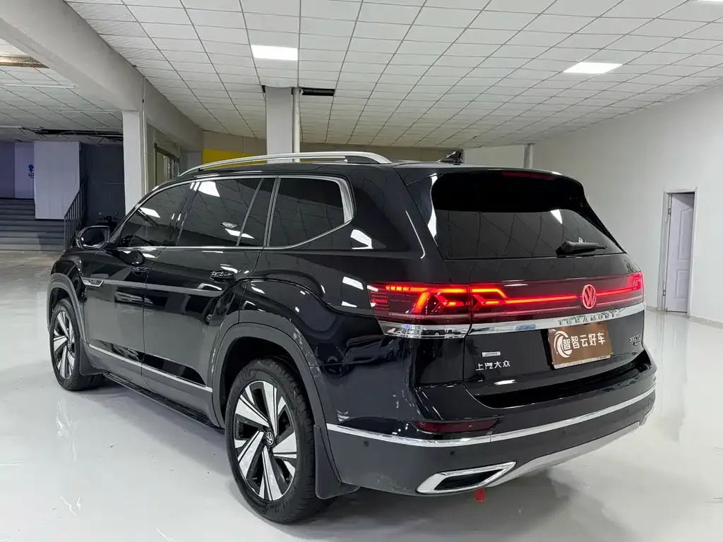 Volkswagen Teramont X — фото 9