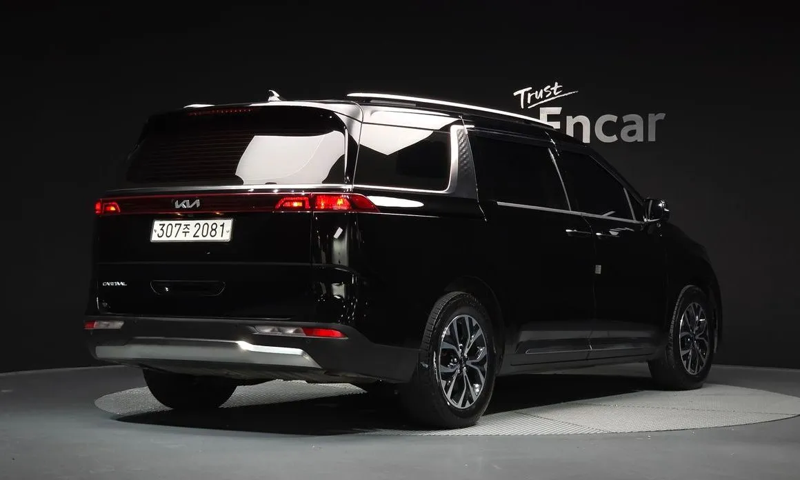 Kia Carnival — фото 3