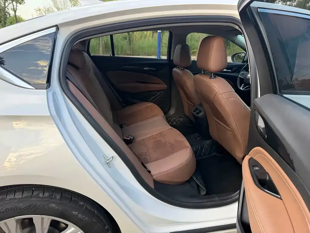 Buick Regal — фото 4