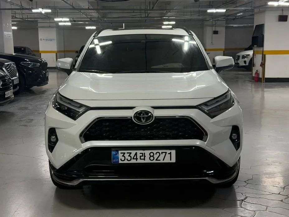 Toyota RAV4 — фото 3