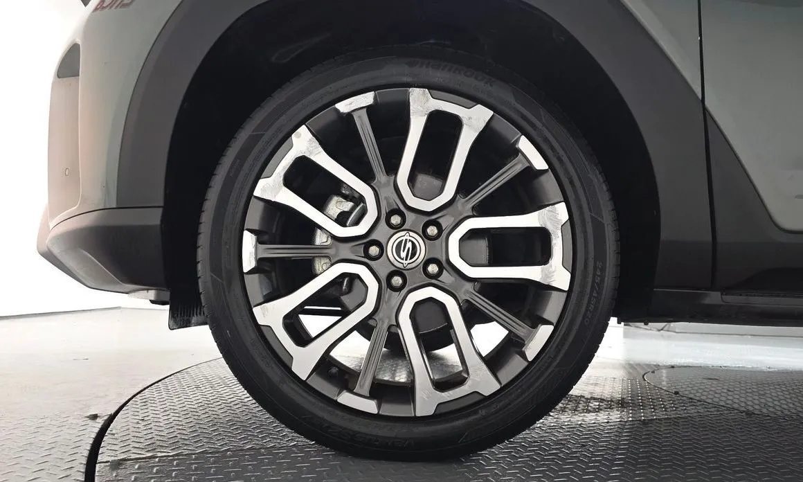 KG Mobility (Ssangyong) Torres — фото 10