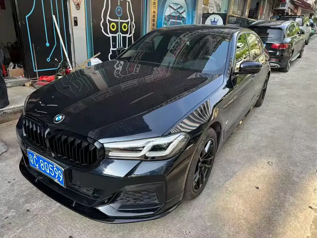 BMW 5 Series — фото 2