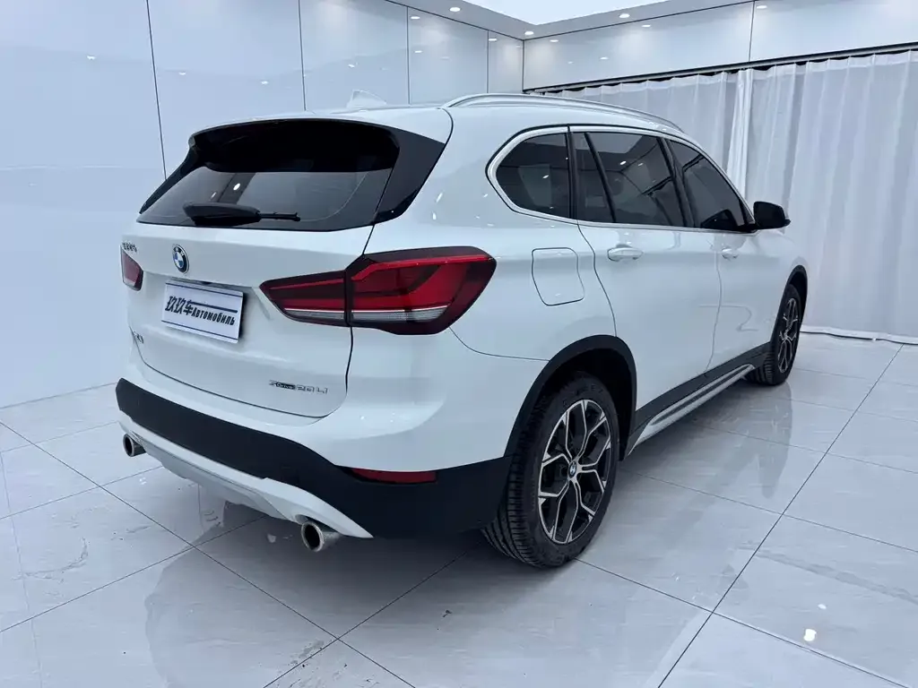 BMW X1 — фото 2