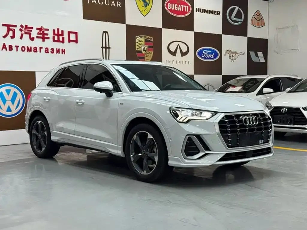 Audi Q3 — фото 8