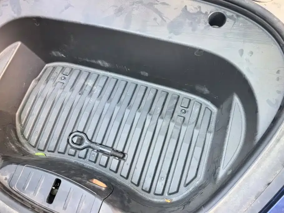 Tesla Model 3 — фото 6
