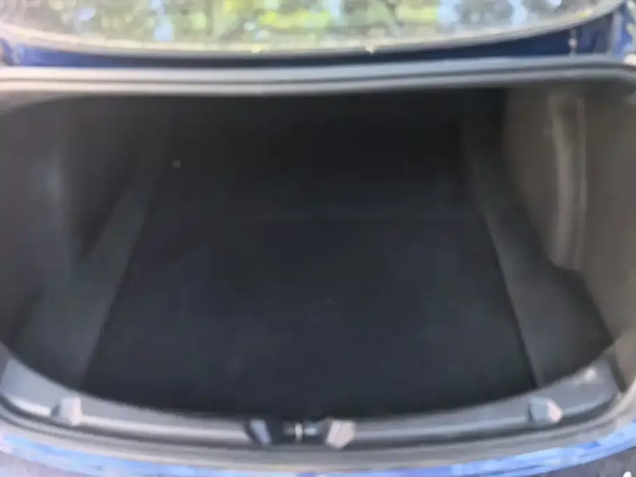 Tesla Model 3 — фото 2