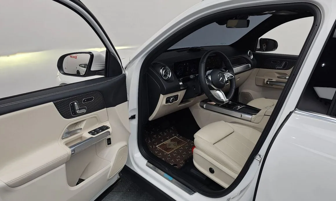 Mercedes-Benz EQB — фото 9