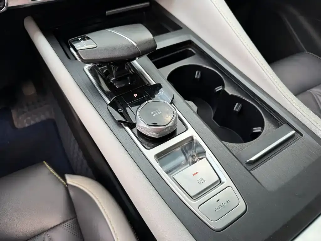 Changan CS75 PLUS — фото 10