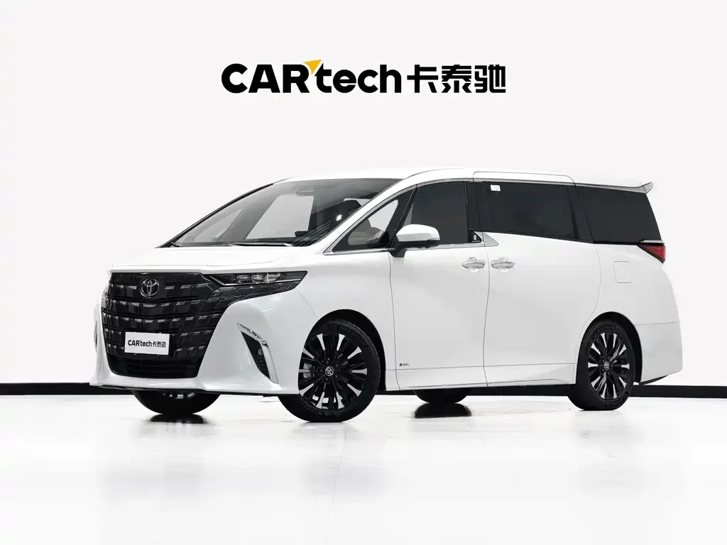 Toyota Alphard — фото 1