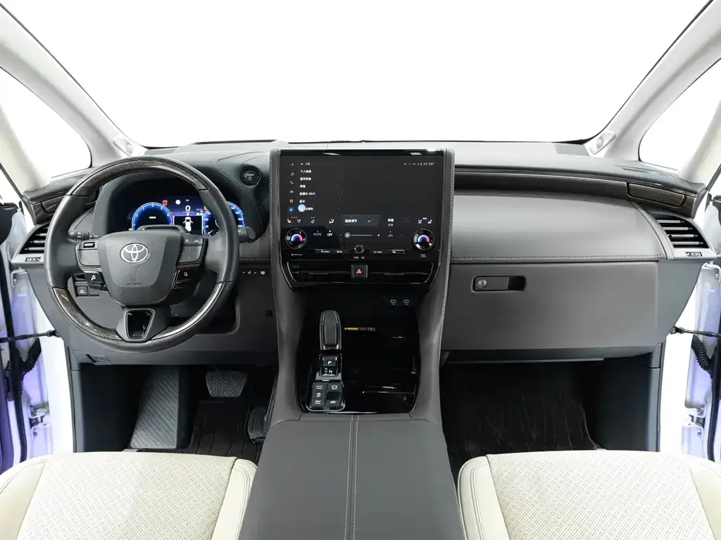 Toyota Alphard — фото 7
