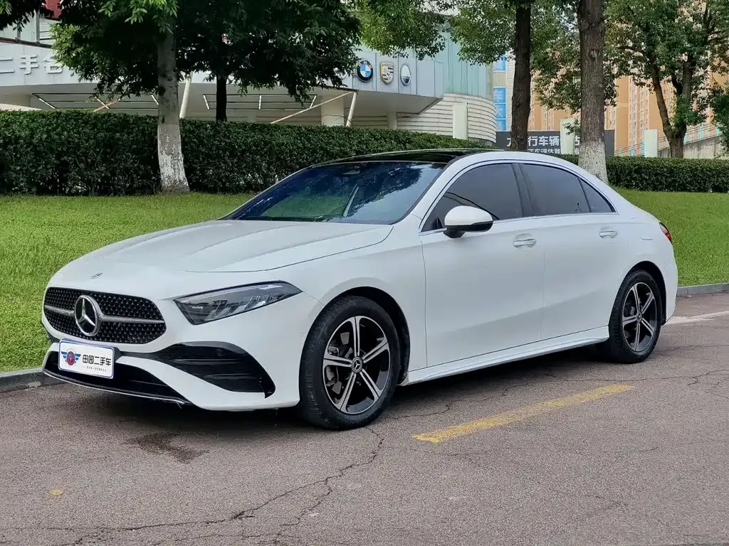 Mercedes-Benz A-Class — фото 1