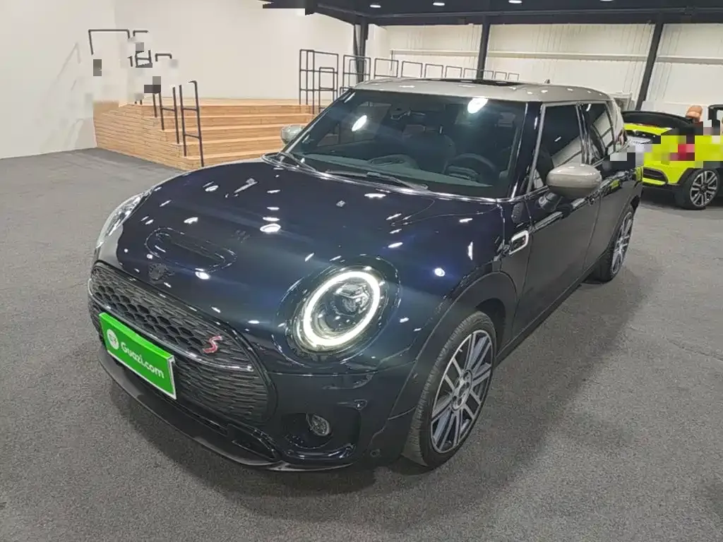 MINI Clubman — фото 7