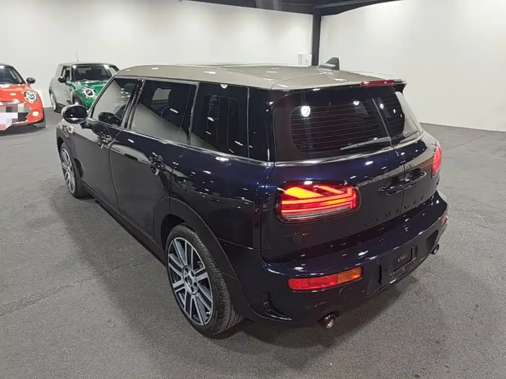 MINI Clubman — фото 10