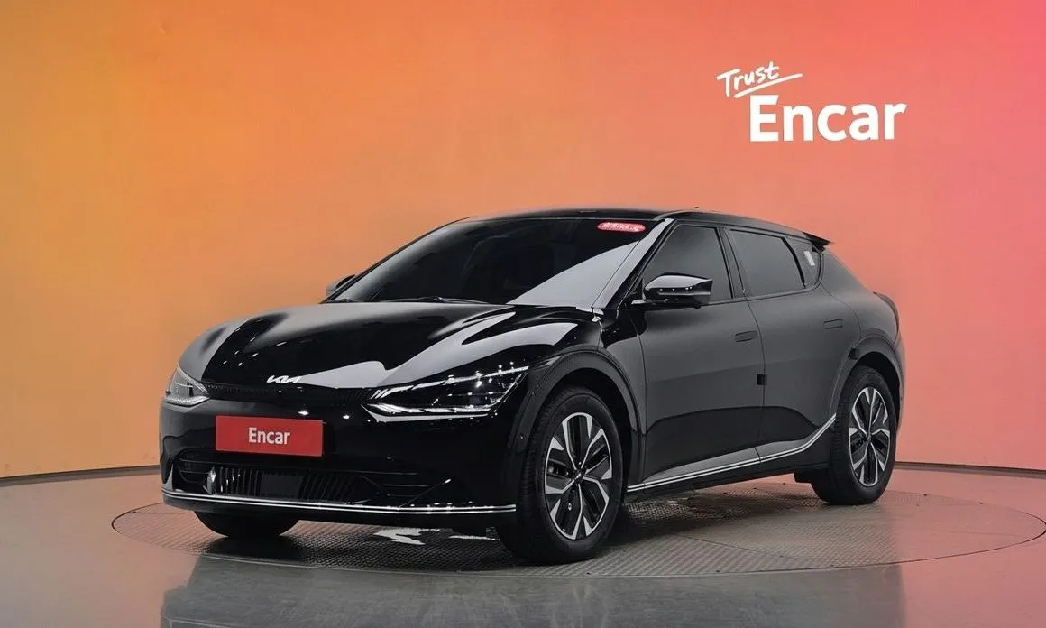 Kia EV6 — фото 1