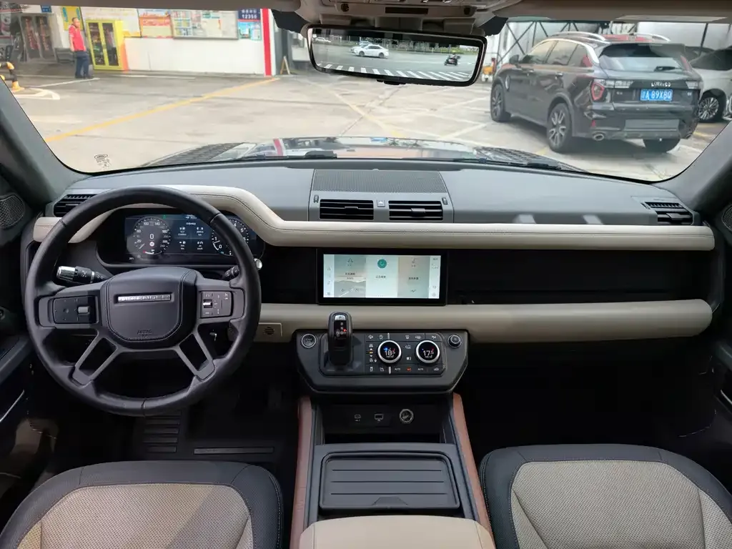 Land Rover Defender — фото 9