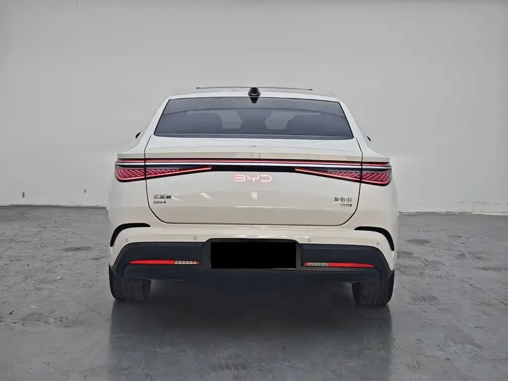 BYD Seal 07 DM-i — фото 4