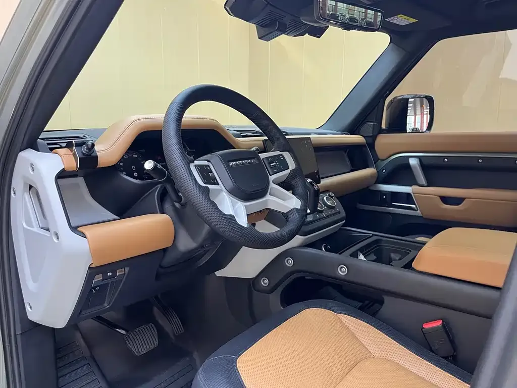 Land Rover Defender — фото 9