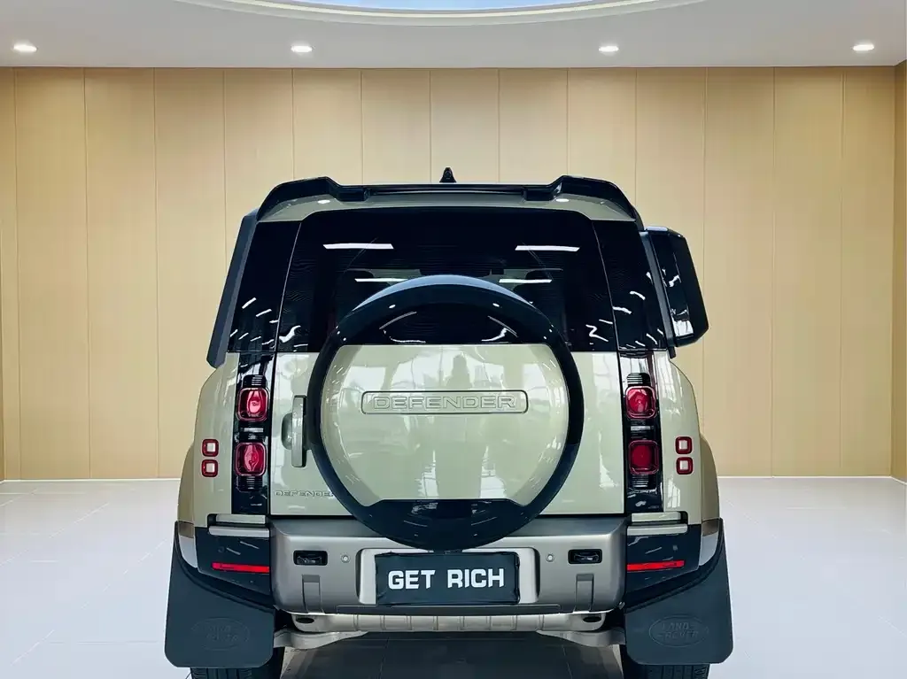 Land Rover Defender — фото 5