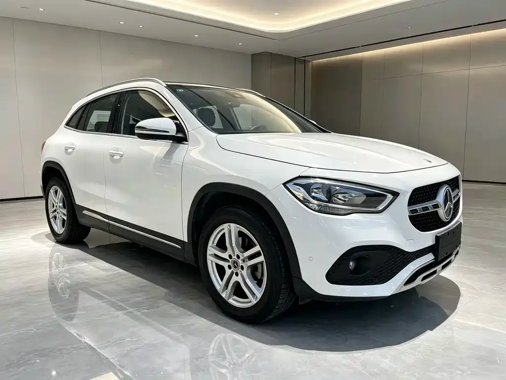 Mercedes-Benz GLA — фото 3