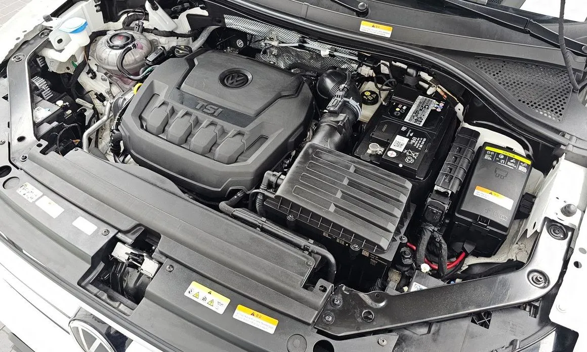 Volkswagen Tiguan — фото 7