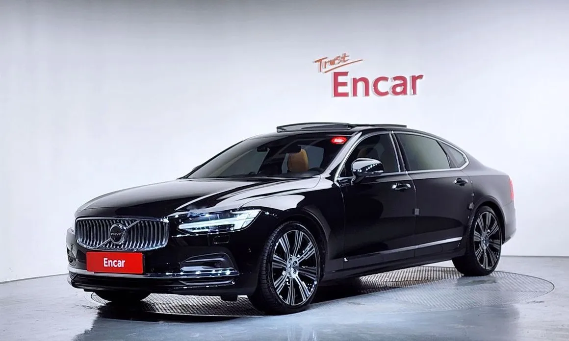Volvo S90 — фото 1