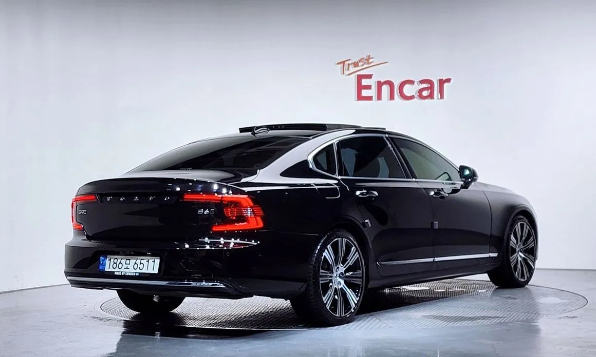Volvo S90 — фото 3
