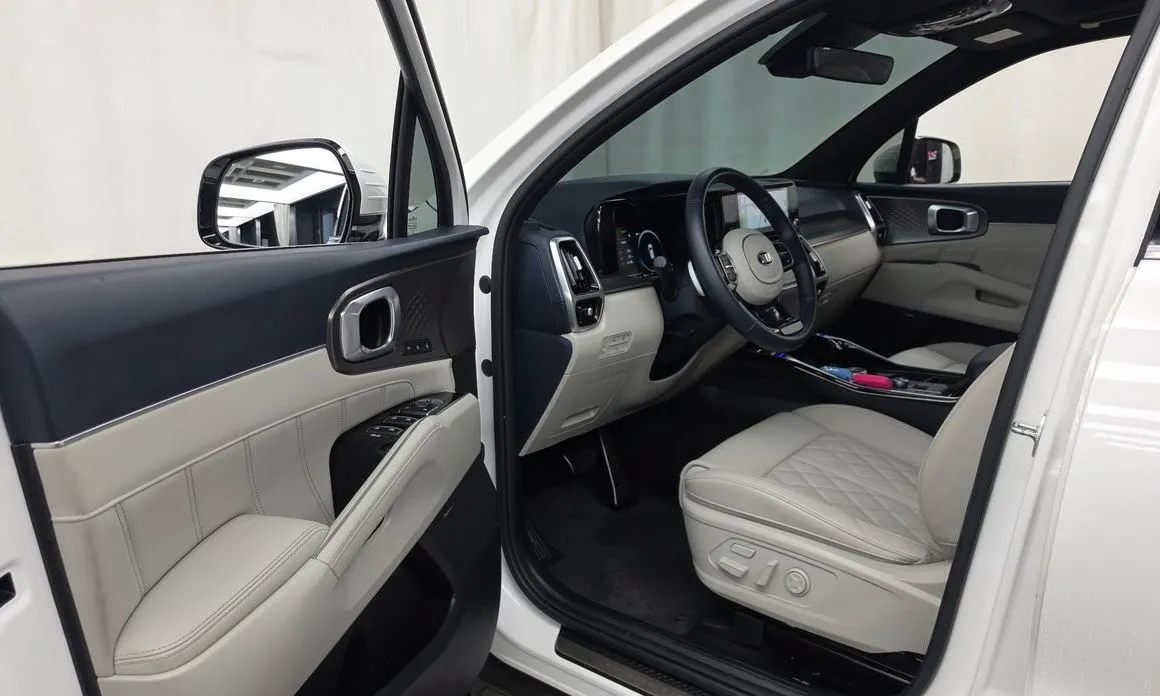 Kia Sorento — фото 7