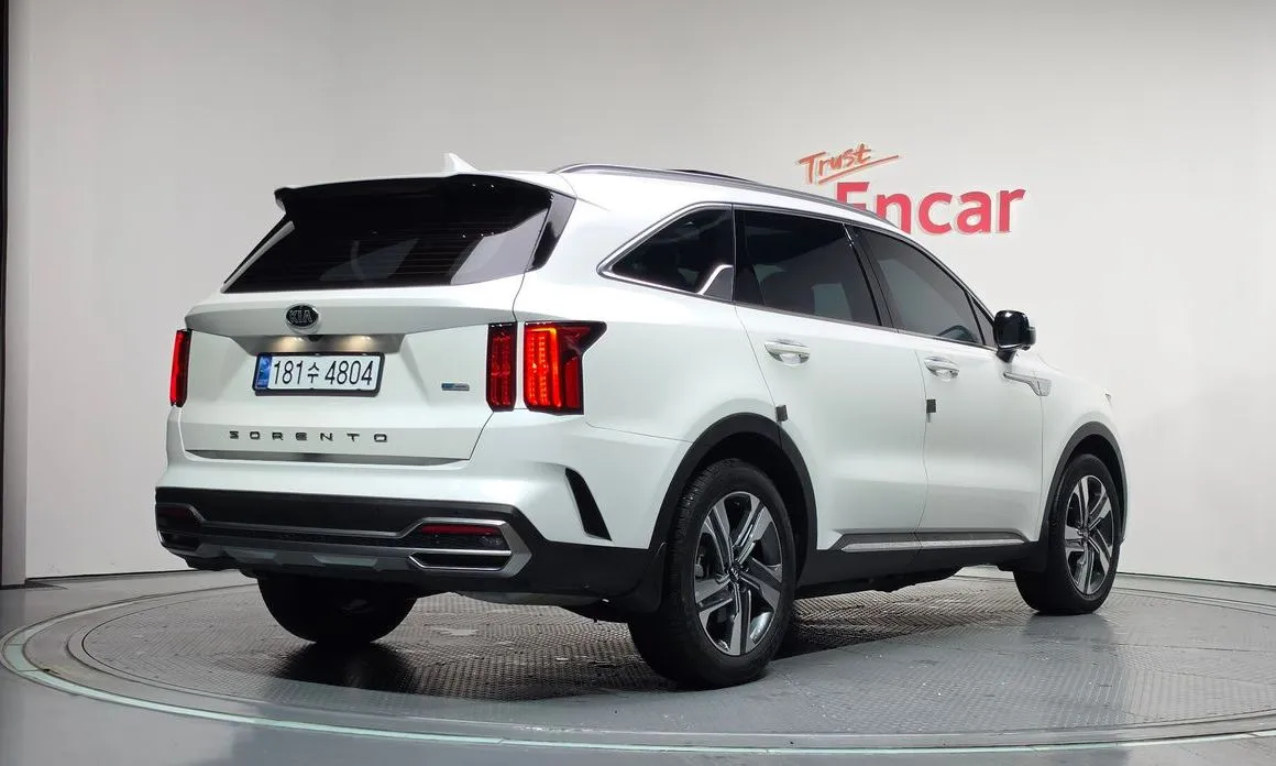 Kia Sorento — фото 5