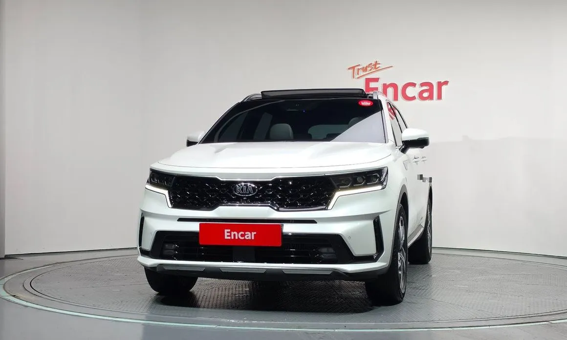 Kia Sorento — фото 6