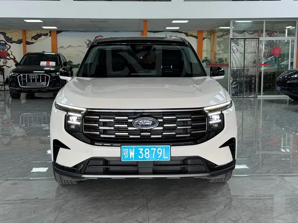 Ford Edge — фото 10