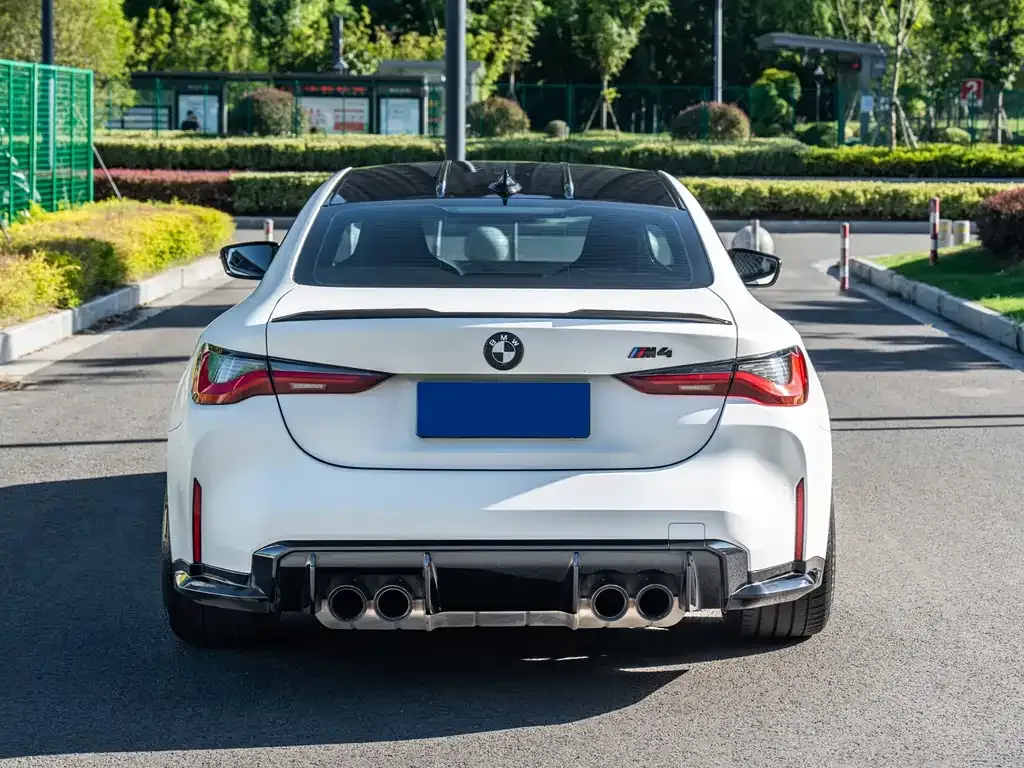 BMW M4 — фото 2