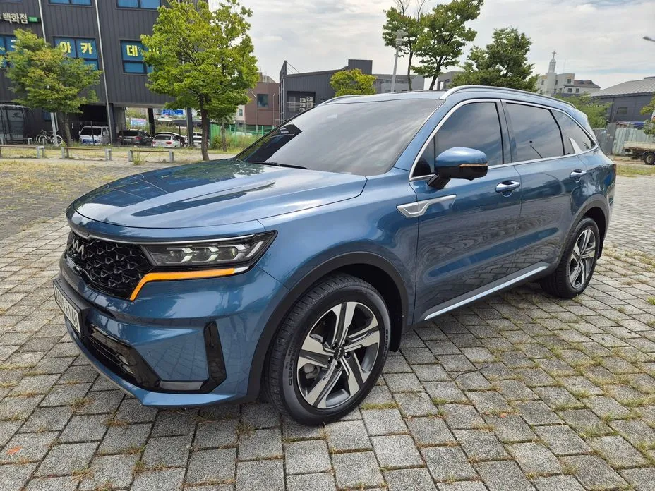Kia Sorento — фото 7