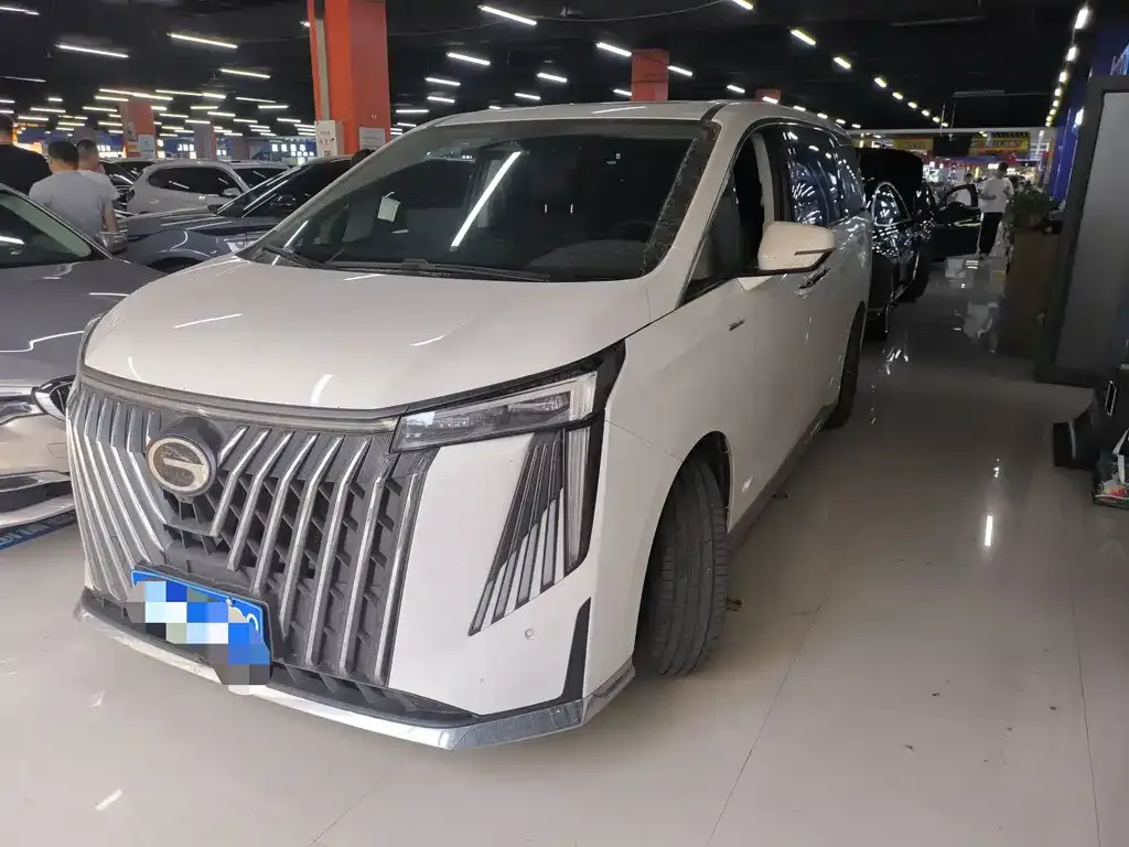 GAC Motor Trumpchi M8 — фото 1