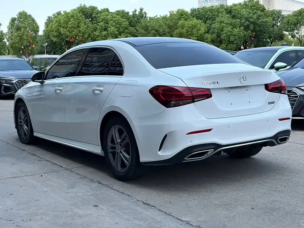Mercedes-Benz A-Class — фото 4