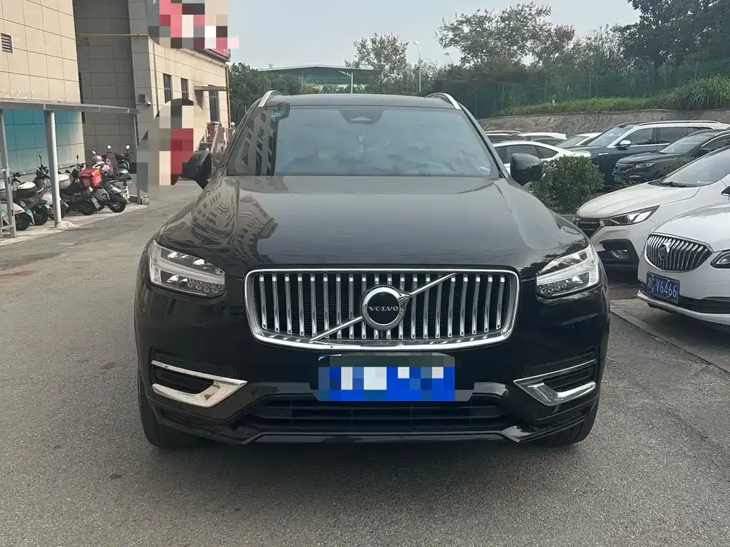 Volvo XC90 — фото 3